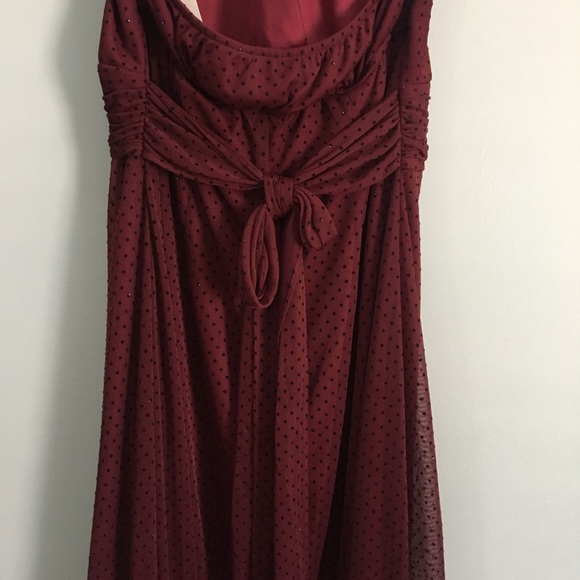 ✔️ NWT Red and Black Polkadot Halter Party Dress - Picture 4 of 4